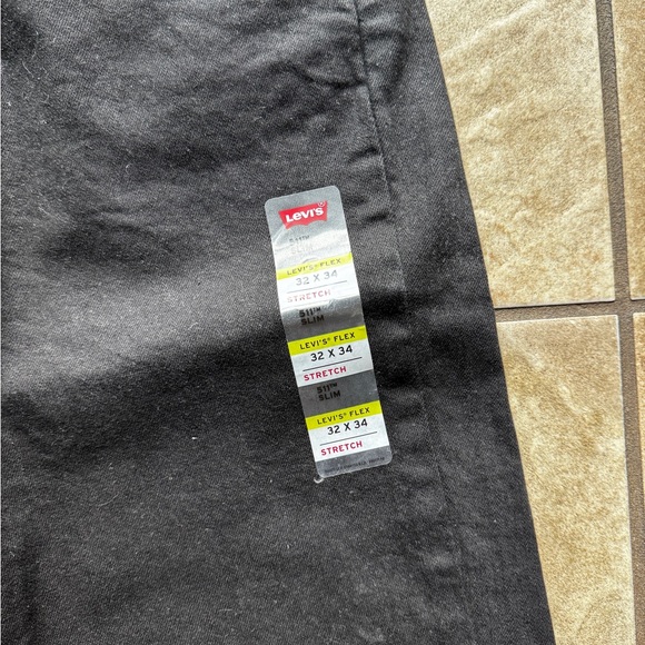 Levis 511 Slim Stretch Black Jeans - Picture 2 of 3